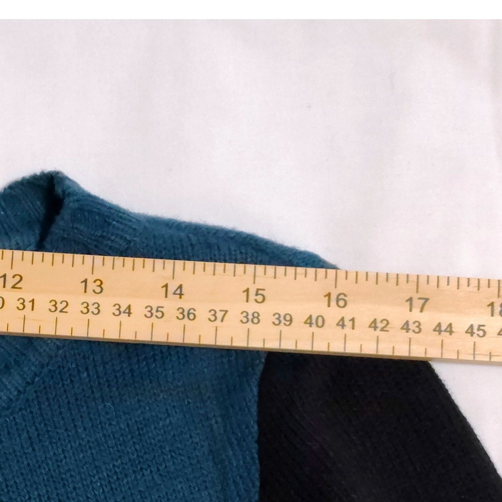 AB STUDIO Teal Black Chevron V Neck‎ Long Sleeve Sweater Women's Size M - Picture 8 of 11